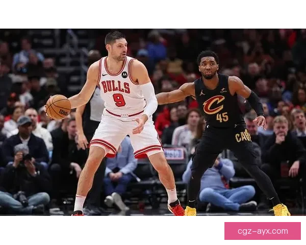 迈阿密热火经过加时险胜克里夫兰骑士取得精彩胜利两队上演高分大战