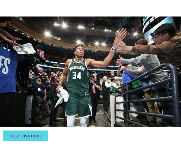 雄鹿不敌开拓者 字母哥表现亮眼无力带队逆袭