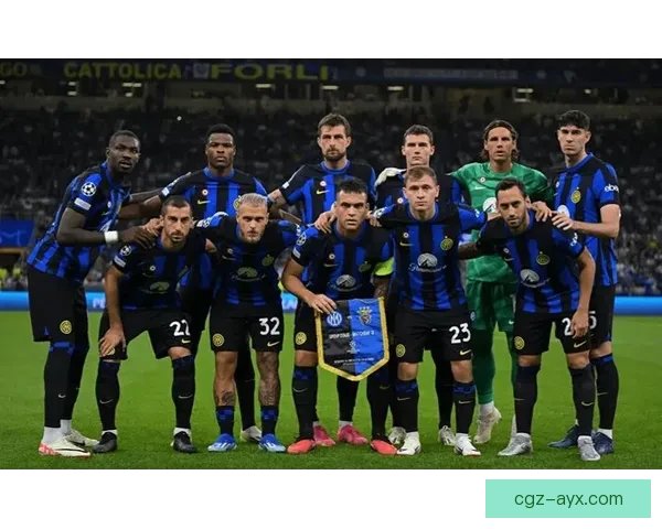 卡塞林凭一球小胜科巴展现顽强防守与关键进攻能力